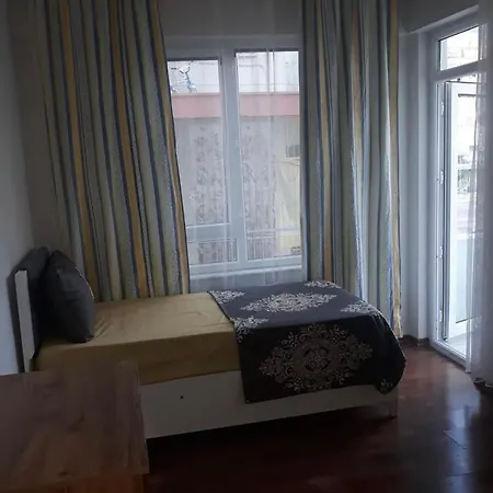 Nurer Kiz Aparti * Antalya